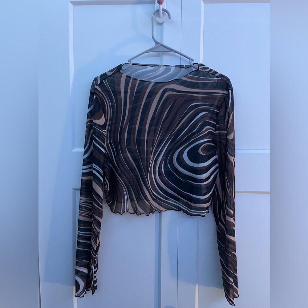Allover Print Trim Mesh Crop Top - Picture 3 of 4